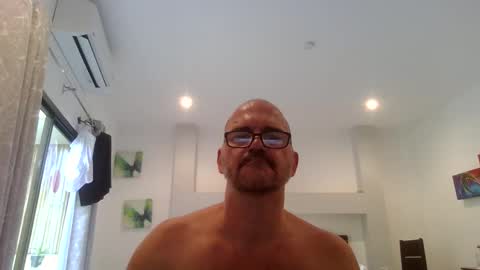 Snapshot of libertarians1972 chatting on November 4, 2025, 6:23 am Cockcentric online show from November 4, 2025, 6:23 am