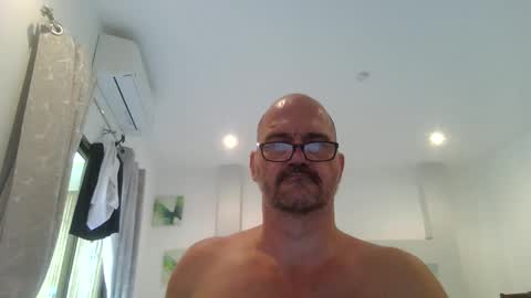 Snapshot of libertarians1972 chatting on November 5, 2025, 8:03 am Cockcentric online show from November 5, 2025, 8:03 am