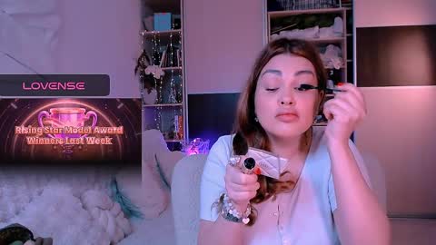 libra_mia online show from March 26, 2026, 7:36 am