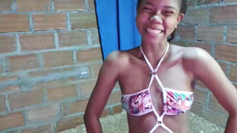 Snapshot of liciiacute chatting on November 27, 2025, 9:17 pm lucia online show from November 27, 2025, 9:17 pm