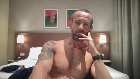 lick8me8hard online show from October 3, 2025, 5:10 pm