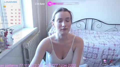 Welcome guys in my room Im Claire online show from February 17, 2025, 12:05 pm