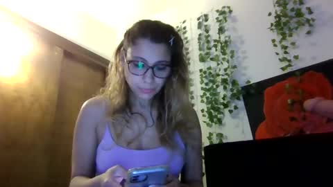 lickablemiami online show from March 12, 2026, 2:23 pm