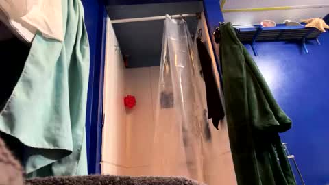 IM A BAD DAWGY WOOF WOOF online show from April 2, 2026, 3:37 am