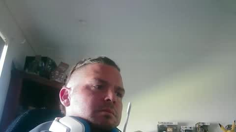 lickitwell29 online show from May 22, 2026, 11:43 pm