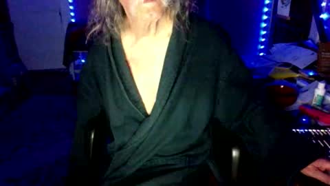 Snapshot of lickyouryoni chatting on October 28, 2025, 2:42 pm LickYourYoni online show from October 28, 2025, 2:42 pm