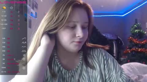 light_lunaa online show from January 12, 2026, 3:39 pm