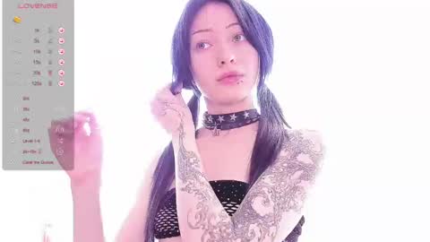 Snapshot of lightlove_iam chatting on March 9, 2025, 11:14 am Bembi online show from March 9, 2025, 11:14 am