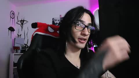 Ezio online show from December 20, 2025, 4:41 am