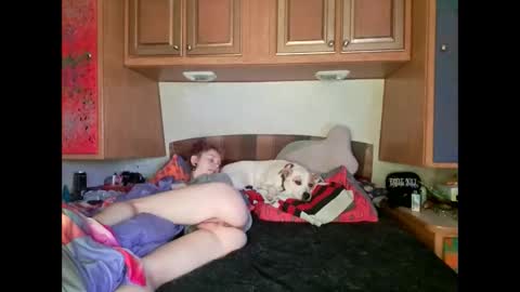 Snapshot of lightningtattoo chatting on November 3, 2025, 6:42 pm lightningtattoo online show from November 3, 2025, 6:42 pm