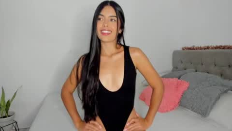 Snapshot of lightshine_ chatting on June 17, 2026, 2:14 am Maddie online show from June 17, 2026, 2:14 am