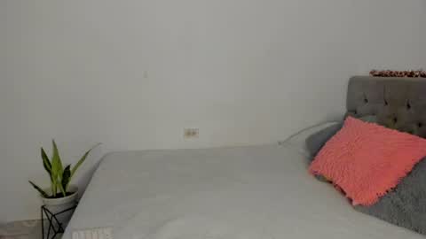 Snapshot of lightshine_ chatting on July 24, 2026, 3:48 am Maddie online show from July 24, 2026, 3:48 am