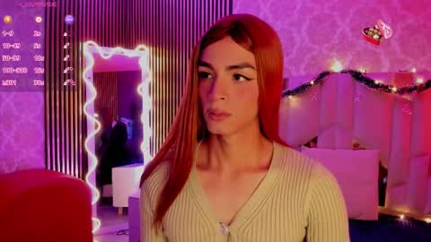 LIHIAN online show from November 28, 2025, 3:42 am