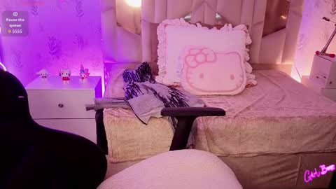 LIHIAN online show from March 7, 2026, 12:13 pm