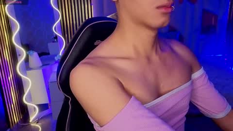 LIHIAN online show from April 4, 2026, 11:29 am