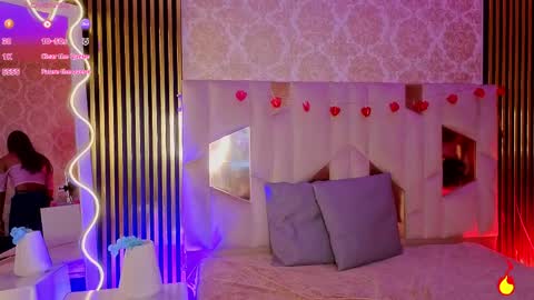 LIHIAN online show from April 8, 2026, 3:45 pm