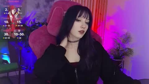 LiLu online show from December 19, 2025, 2:02 pm