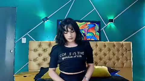 Liiaa Sweett  online show from June 23, 2026, 10:08 pm