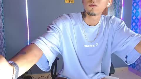 Snapshot of liiaam_lee_ chatting on April 30, 2026, 10:03 pm Daniel online show from April 30, 2026, 10:03 pm