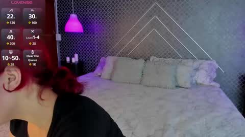 Lilith online show from September 15, 2025, 8:20 pm