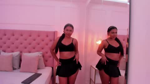 Liily Evans online show from May 30, 2026, 7:33 pm