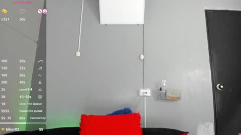 Lily Moore online show from January 24, 2025, 2:08 pm