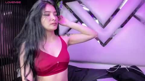 Snapshot of liinzy_rouse chatting on July 28, 2026, 4:27 pm Brittany online show from July 28, 2026, 4:27 pm