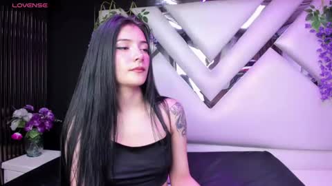 Snapshot of liinzy_rouse chatting on July 30, 2026, 5:01 pm Brittany online show from July 30, 2026, 5:01 pm