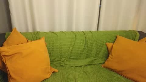 Snapshot of lika_haris chatting on October 12, 2025, 2:27 pm Lika online show from October 12, 2025, 2:27 pm