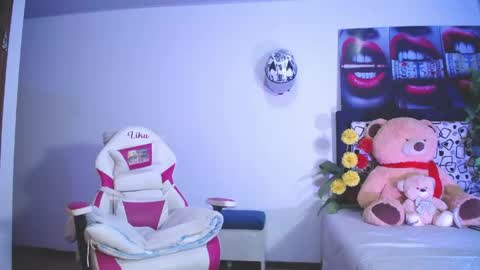 Snapshot of lika_little3 chatting on June 8, 2026, 12:58 am Liika online show from June 8, 2026, 12:58 am