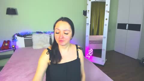 Snapshot of likaa_likaa chatting on December 13, 2024, 7:25 am Lika online show from December 13, 2024, 7:25 am