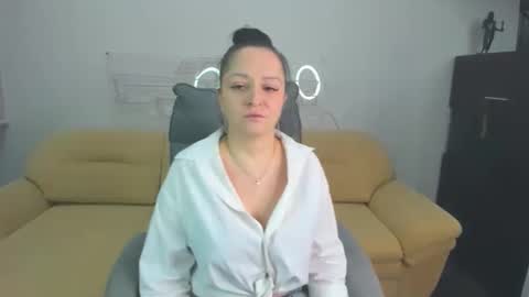 Snapshot of likaa_likaa chatting on February 12, 2026, 12:11 pm Lika online show from February 12, 2026, 12:11 pm