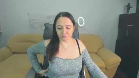 Snapshot of likaa_likaa chatting on February 13, 2026, 1:07 pm Lika online show from February 13, 2026, 1:07 pm