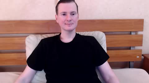 Snapshot of likeable_rogue chatting on February 7, 2025, 8:22 am Conor online show from February 7, 2025, 8:22 am