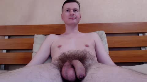 Snapshot of likeable_rogue chatting on February 18, 2025, 10:38 am Conor online show from February 18, 2025, 10:38 am