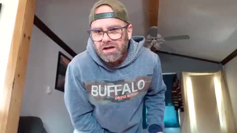 Snapshot of likedoingit69 chatting on April 20, 2026, 3:37 pm St pierre online show from April 20, 2026, 3:37 pm