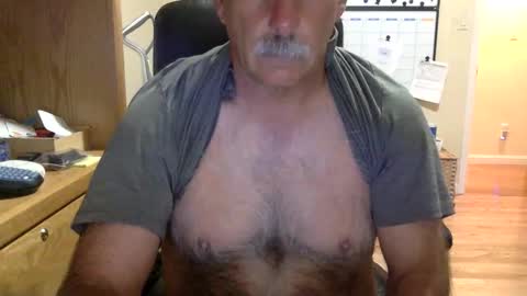 likefhot online show from November 14, 2025, 2:10 am