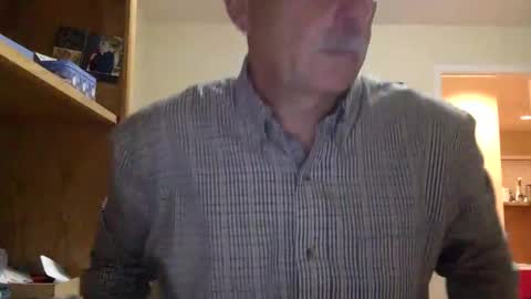 likefhot online show from November 20, 2025, 2:23 am