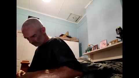 liketowatch1234529419 online show from May 1, 2026, 9:47 am