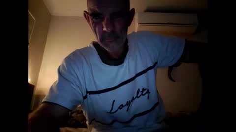 liketowatch1234529419 online show from May 19, 2026, 12:33 pm