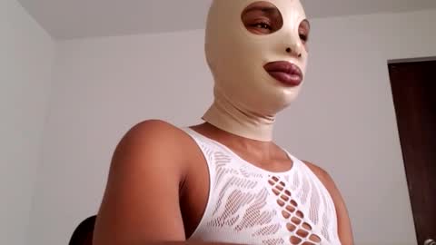 Snapshot of lil_ith chatting on February 18, 2026, 2:35 pm Lilith online show from February 18, 2026, 2:35 pm