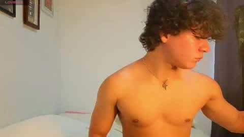Snapshot of lil_jean chatting on August 6, 2026, 6:10 pm lil_jean online show from August 6, 2026, 6:10 pm