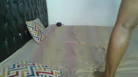 Snapshot of lil_meg chatting on February 5, 2026, 11:26 am lil_meg online show from February 5, 2026, 11:26 am