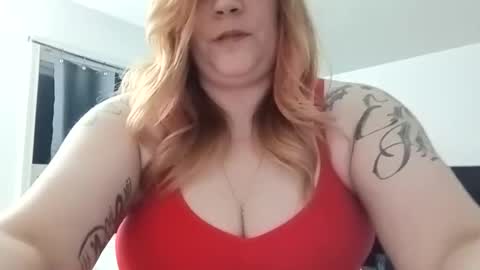 Snapshot of lil_nelli8 chatting on May 9, 2026, 6:40 am lil_nelli8 online show from May 9, 2026, 6:40 am