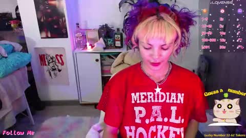 Lila online show from September 22, 2025, 10:45 pm