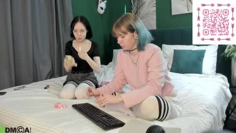 Lili online show from May 21, 2026, 3:24 am