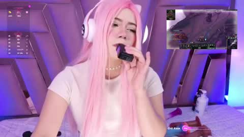 Snapshot of lilapop__ chatting on May 25, 2026, 8:59 pm Lila online show from May 25, 2026, 8:59 pm