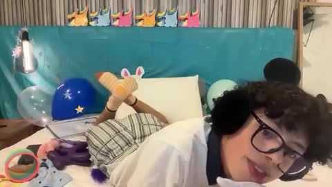 Snapshot of lilcookiebaby chatting on May 13, 2026, 12:52 am lilcookiebaby online show from May 13, 2026, 12:52 am