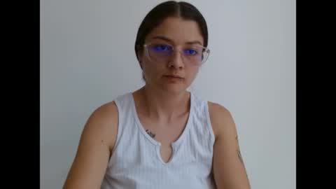 Valeri Villalobos  IG villa lobosvaleri online show from May 13, 2026, 4:59 pm