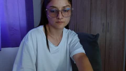 Valeri Villalobos  IG villa lobosvaleri online show from July 24, 2026, 4:16 pm